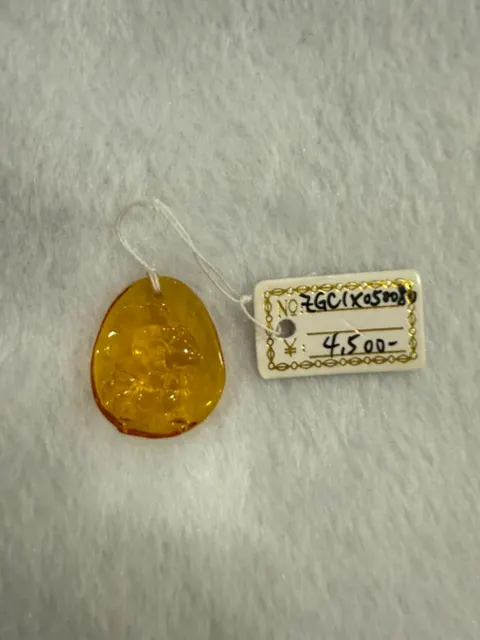 黃色調琥珀・水滴弧面墜子 AMB-P-0-00057
