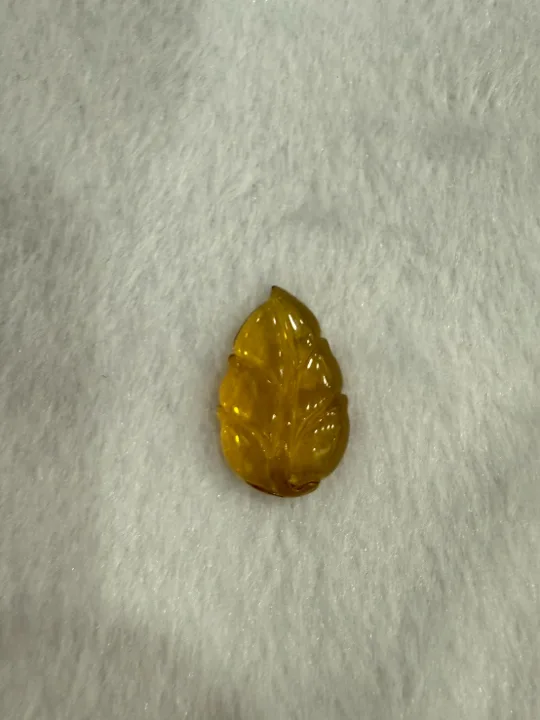 黃色調琥珀・葉子弧面墜子 AMB-P-0-00053