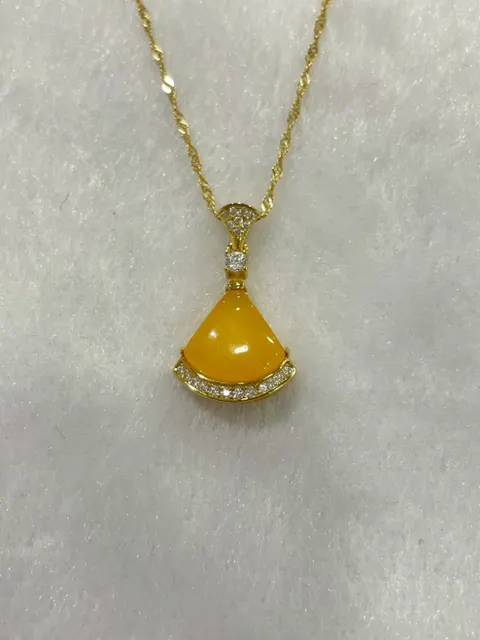 黃色調琥珀・琥珀墜子 AMB-N-S-00076