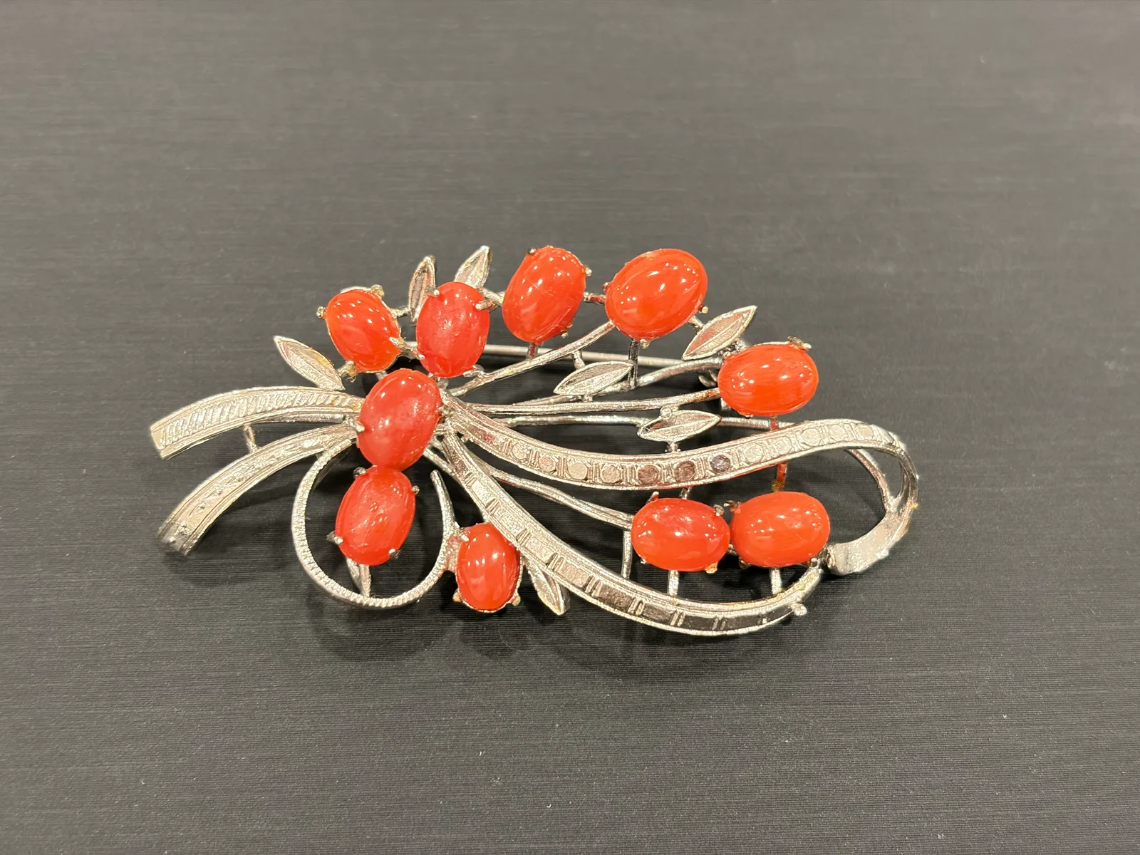 紅色珊瑚・珊瑚胸針 COA-AK-00003
