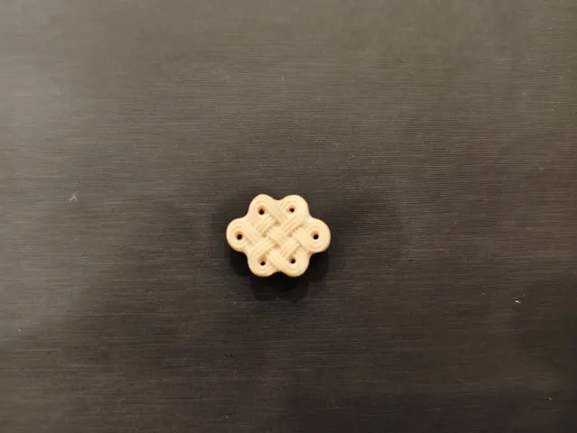 黃白色猛瑪象牙・雕件 IVO-C0-00078