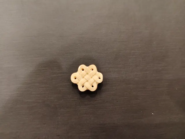 黃白色猛瑪象牙・雕件 IVO-C0-00081