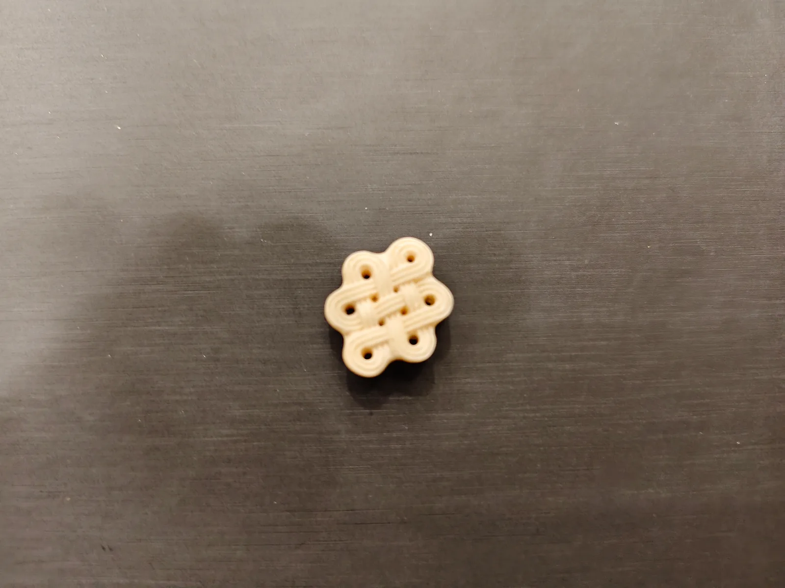 黃白色猛瑪象牙・雕件 IVO-C0-00065