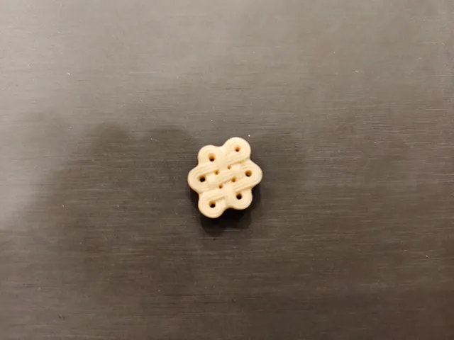 黃白色猛瑪象牙・雕件 IVO-C0-00065