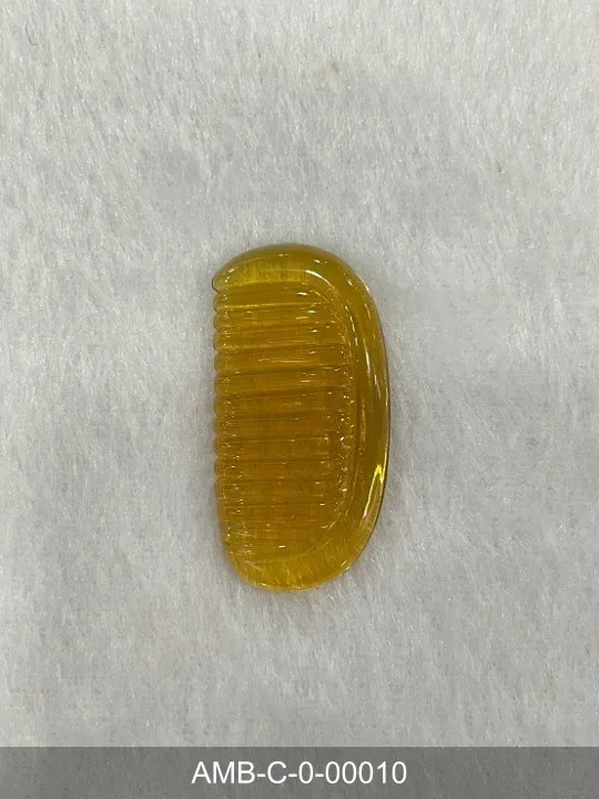 綠珀雕件 AMB-C-0-00010