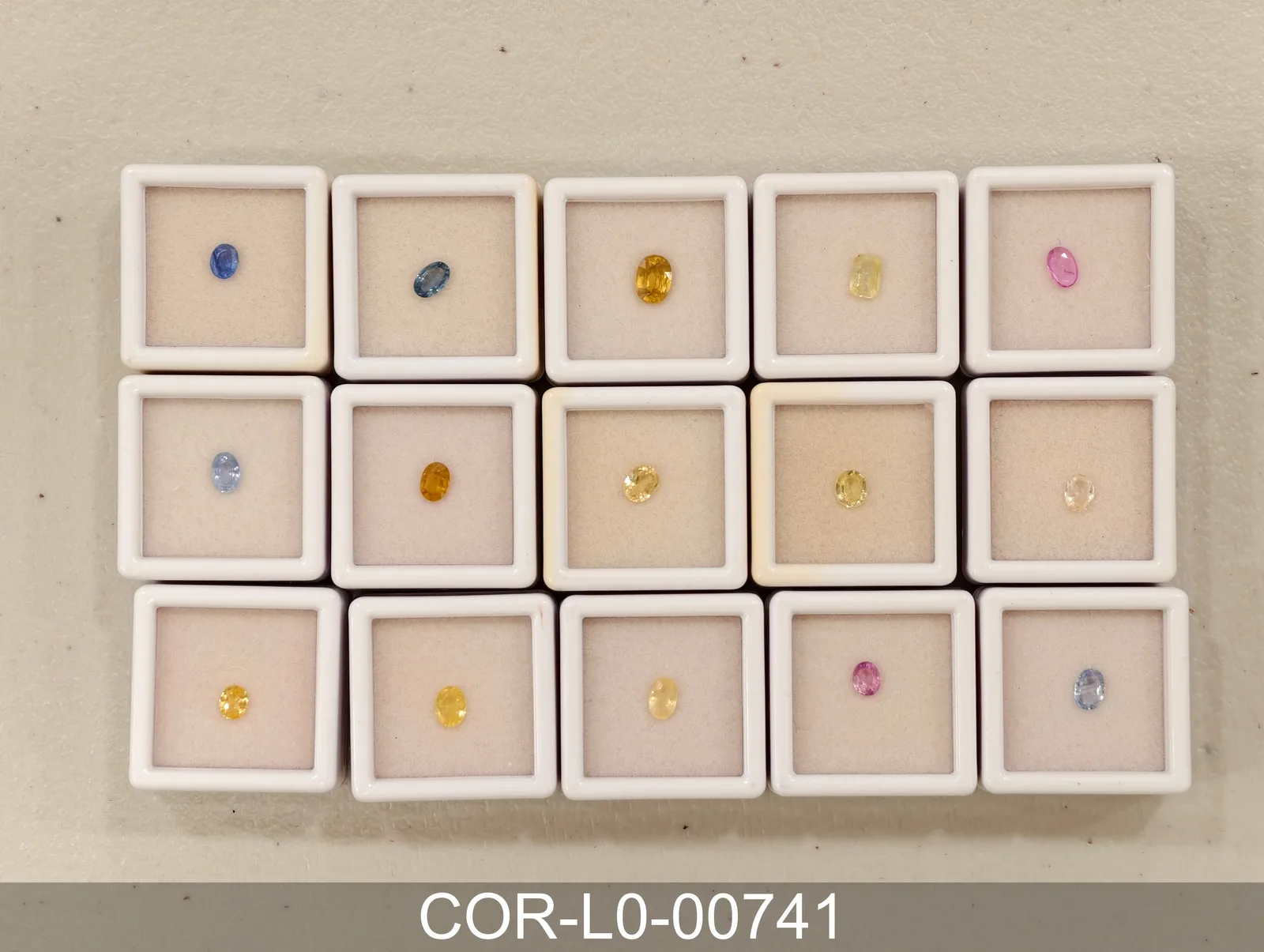藍色剛玉 COR-L0-00741