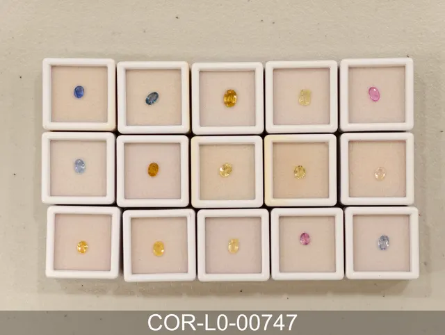 黃色剛玉 COR-L0-00747