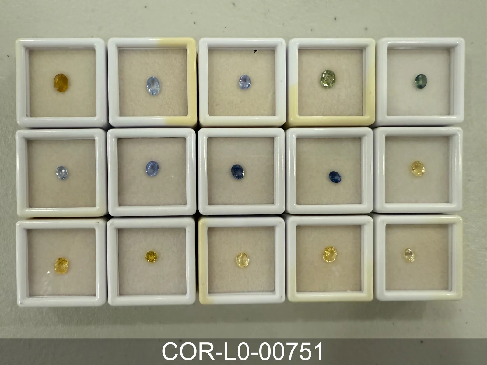 橘黃色剛玉 COR-L0-00751