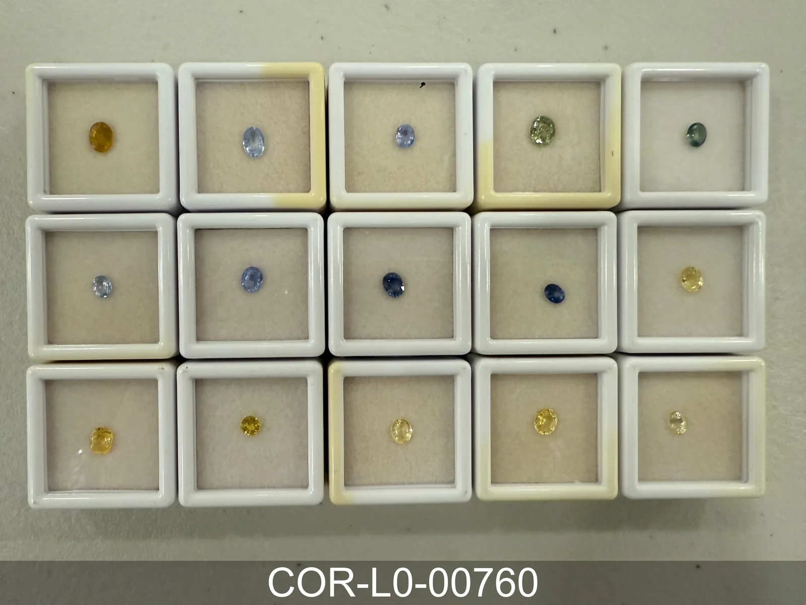黃色剛玉 COR-L0-00760