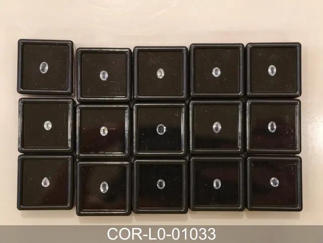 淡藍色剛玉 COR-L0-01033