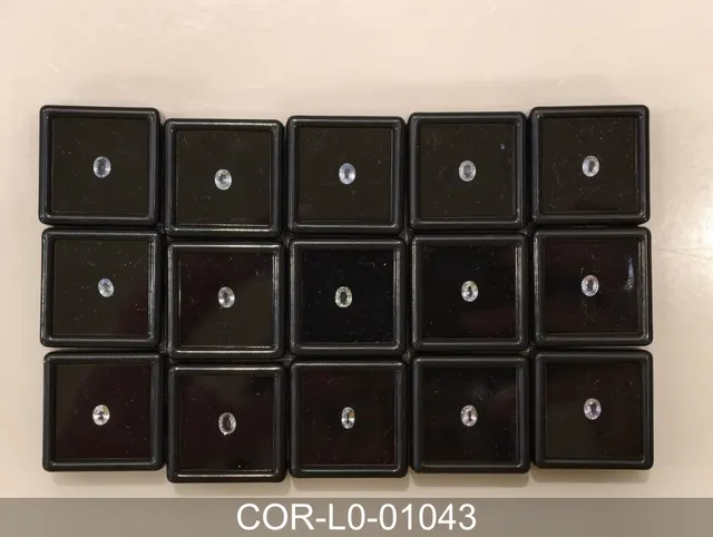 淡藍色剛玉 COR-L0-01043