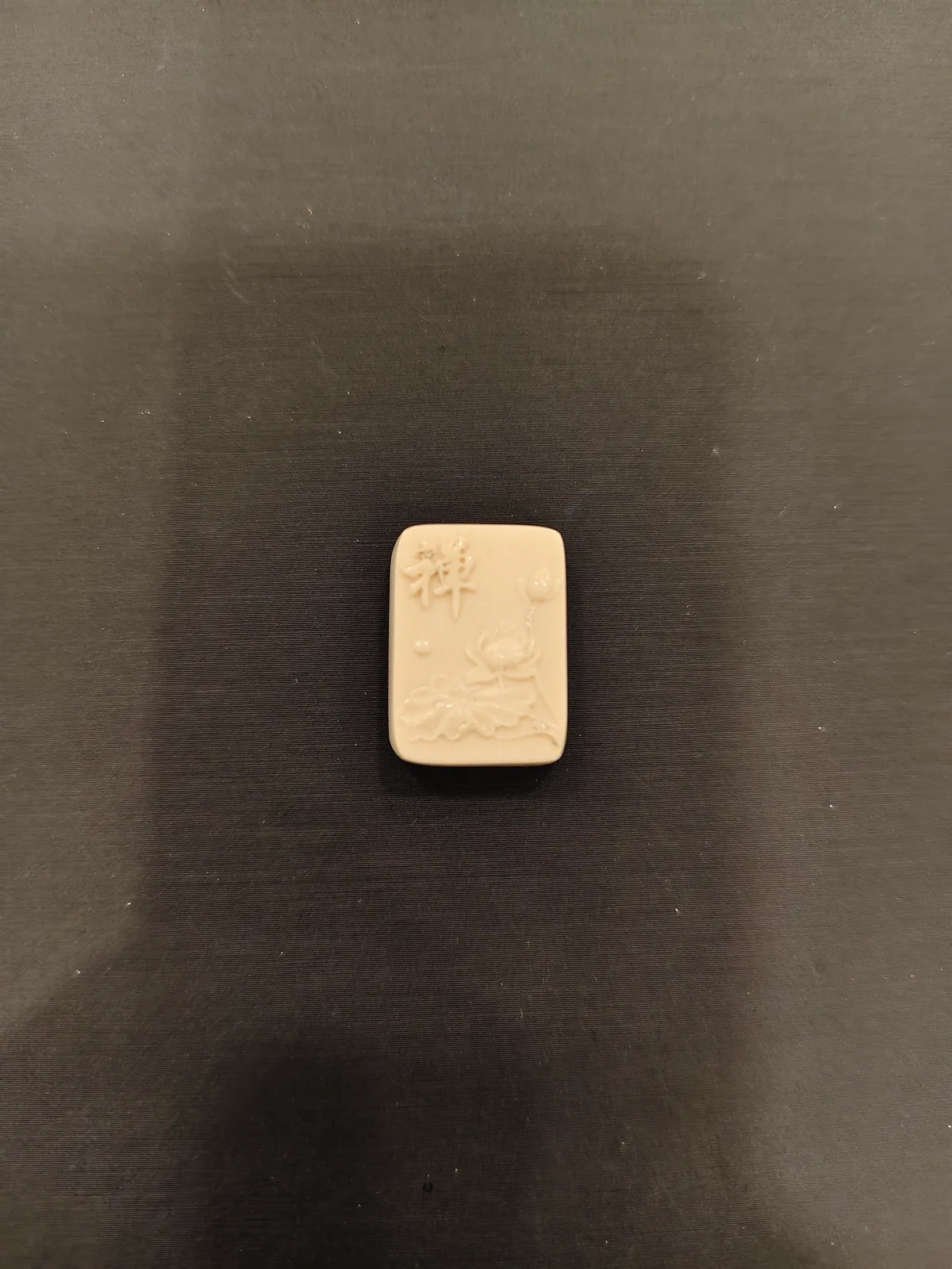 猛瑪象牙・雕刻牌子 IVO-C0-00063