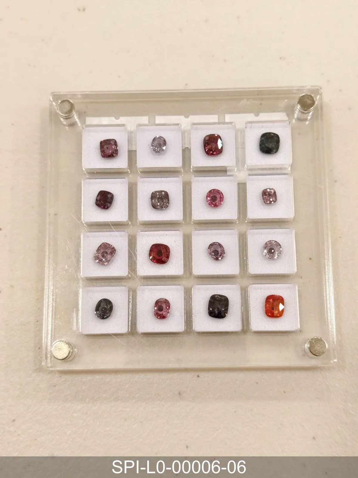 灰紫色尖晶石 SPI-L0-00006-06