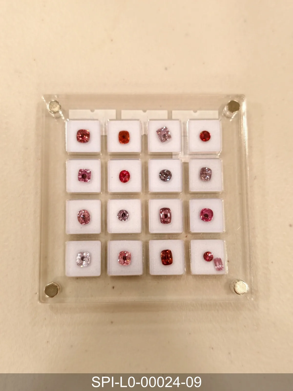 粉橘色尖晶石 SPI-L0-00024-09