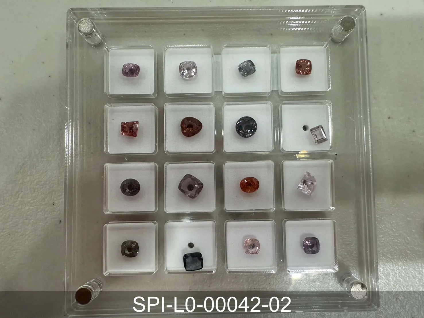 灰紫色尖晶石 SPI-L0-00042-02
