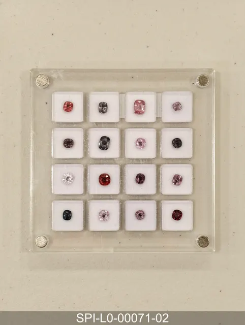 灰色尖晶石 SPI-L0-00071-02